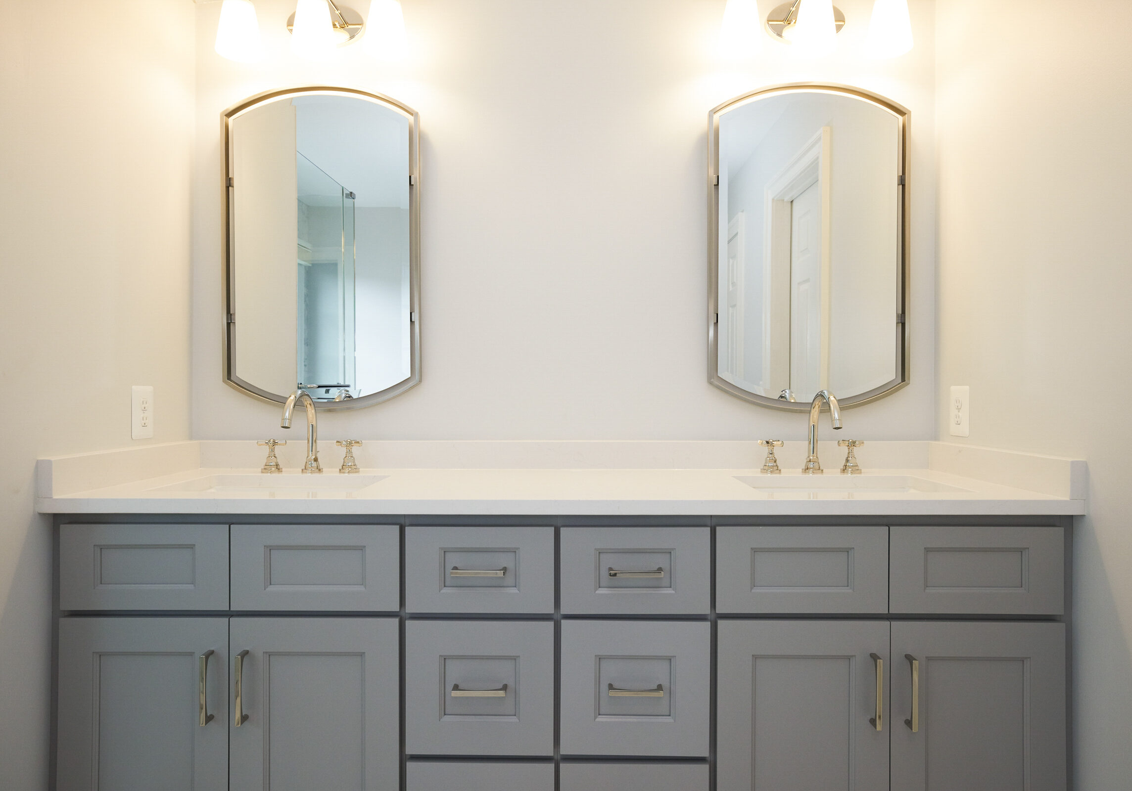 BATHROOM CABINETRY